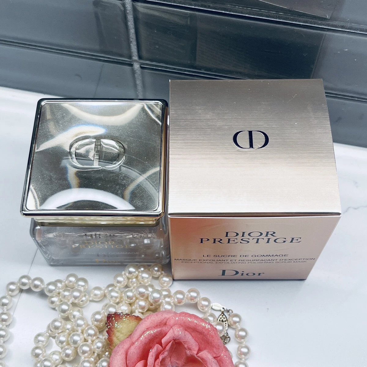 Le sucre de gommage dior cheap