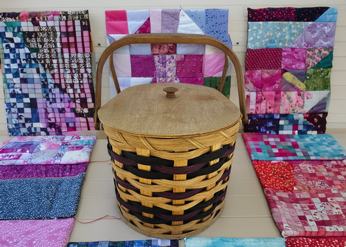 Panier à coudre ou à picnic tissé main - Photo 1/5
