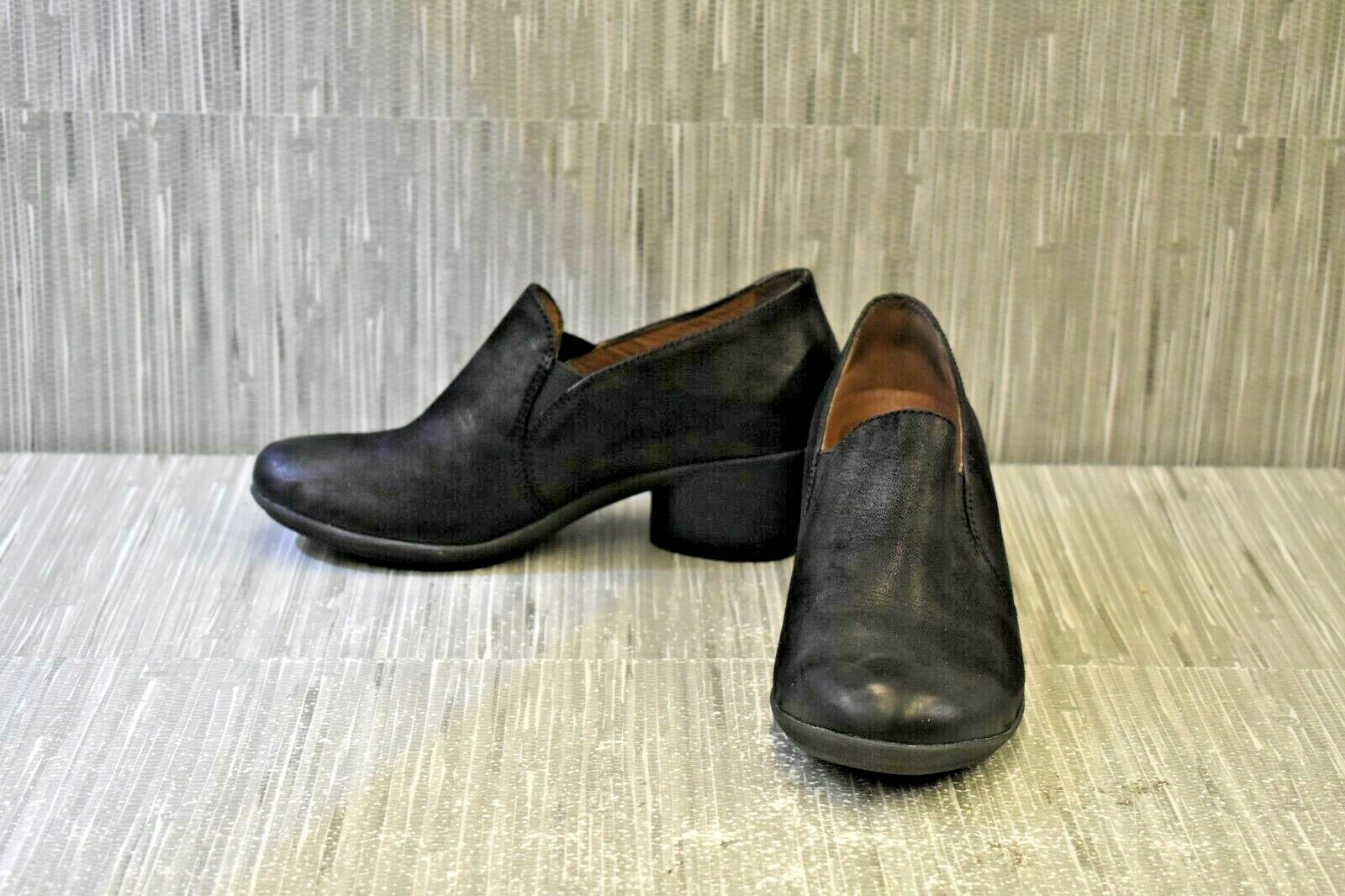 dansko robin shoe