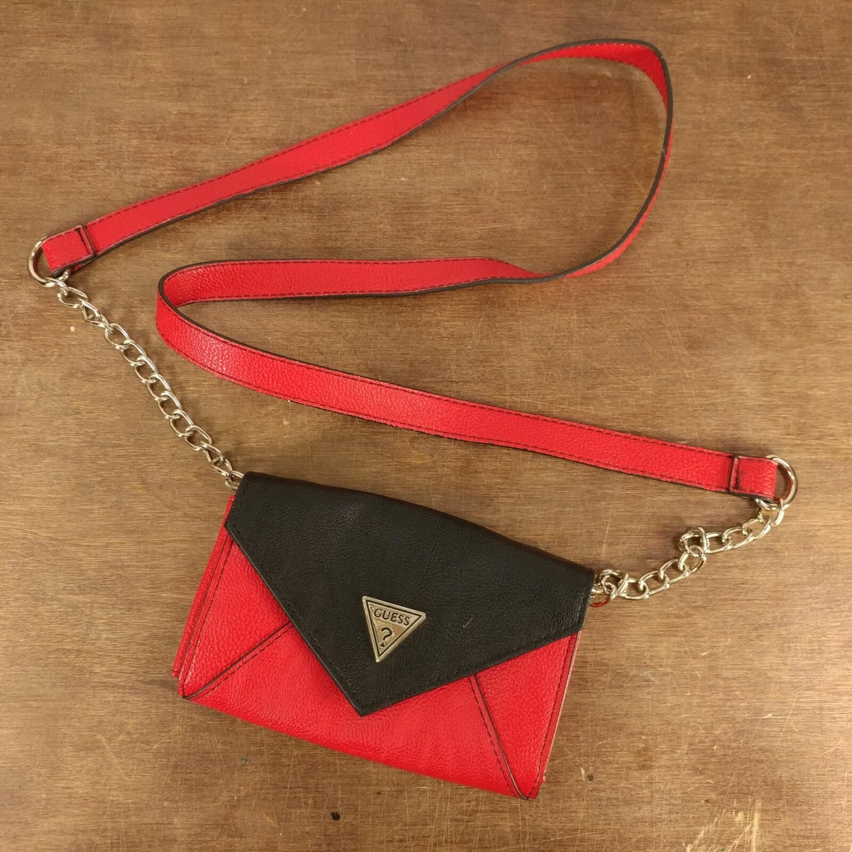 guess red shoulder bag