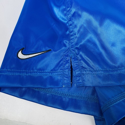 Vintage 90s Nike Unisex Size M (8-10) Soccer Nylon Soccer Shorts Royal Blue - Picture 8 of 11
