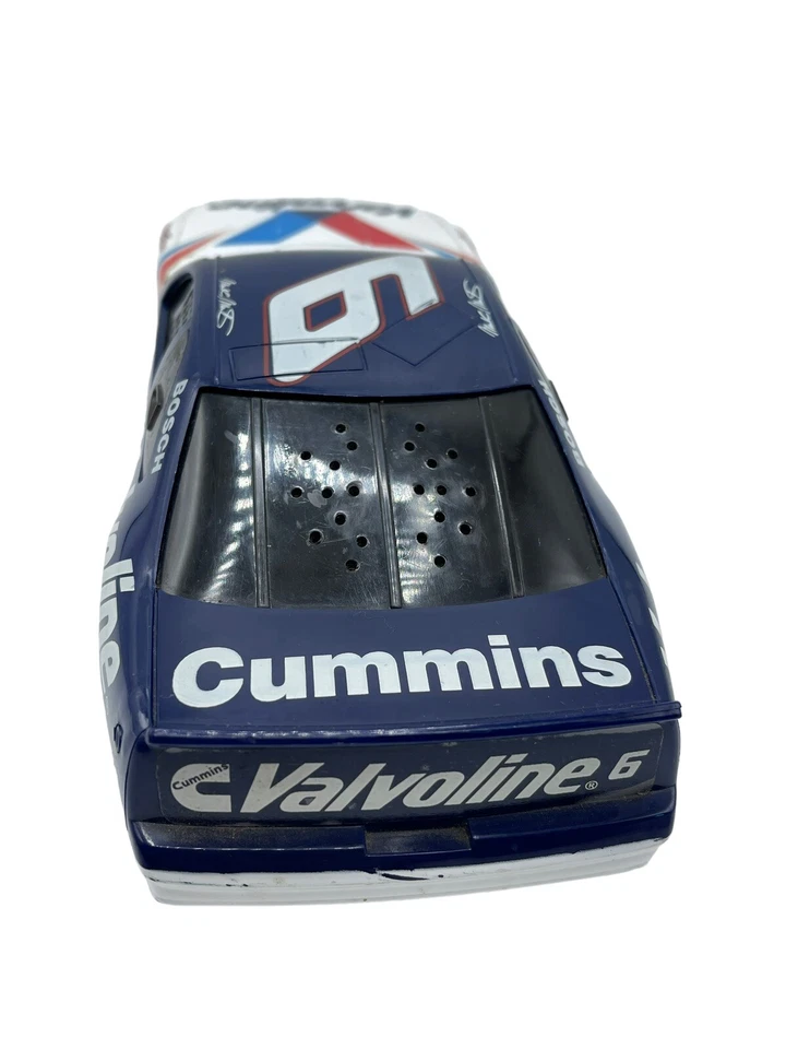 Coche de carreras vintage 1997 Toybiz NASCAR Rumble N' Roar Mark Martin Valvoline Foto 3 de 4