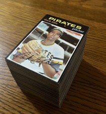 Lot of 152 Different 1971 Topps Baseball card...