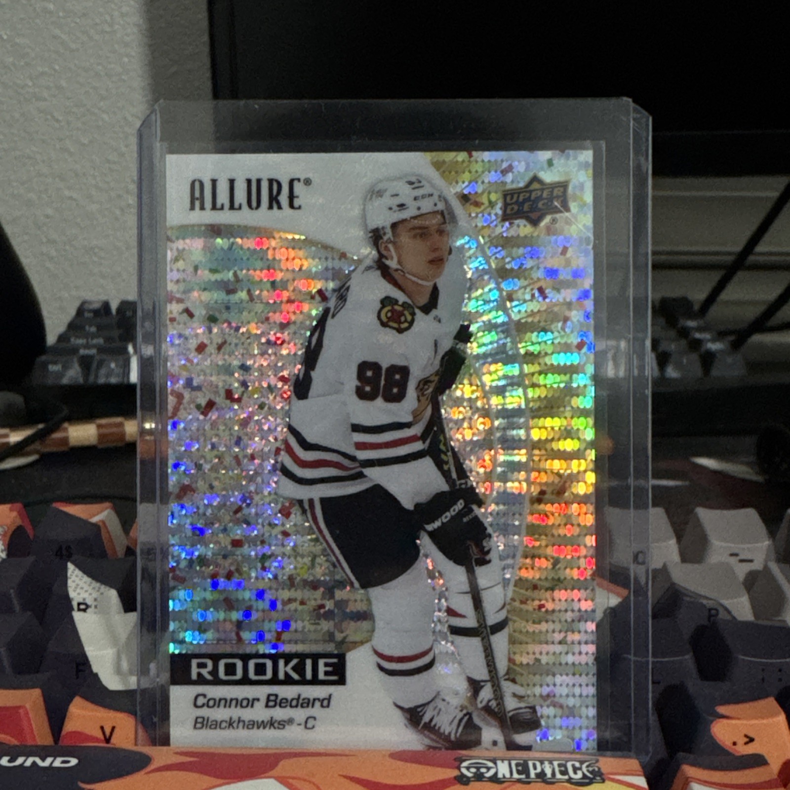 2023-24 Upper Deck Allure Rookies Connor Bedard #102 Gold Glitter Bomb /199 (RC)