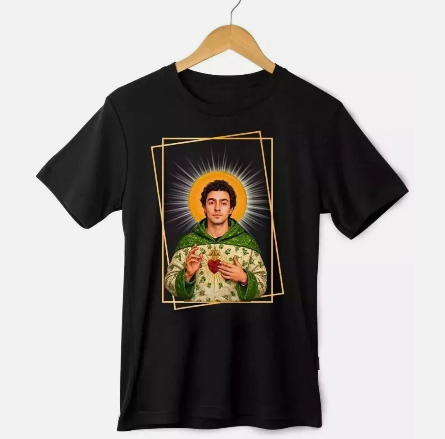 Saint LUIGI MANGIONE T-SHIRT BEAUTIFUL GRAPHICS!