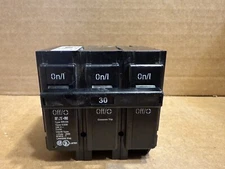 Eaton Cutler Hammer BR330 3 Pole 30 Amp Type BR Circuit Breaker (TA13SG)