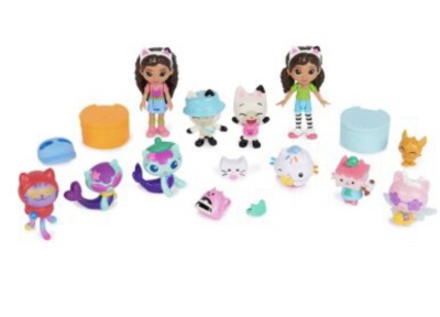 GABBY's Dollhouse Deluxe Figures BUNDLE Travel Gabby And Camping