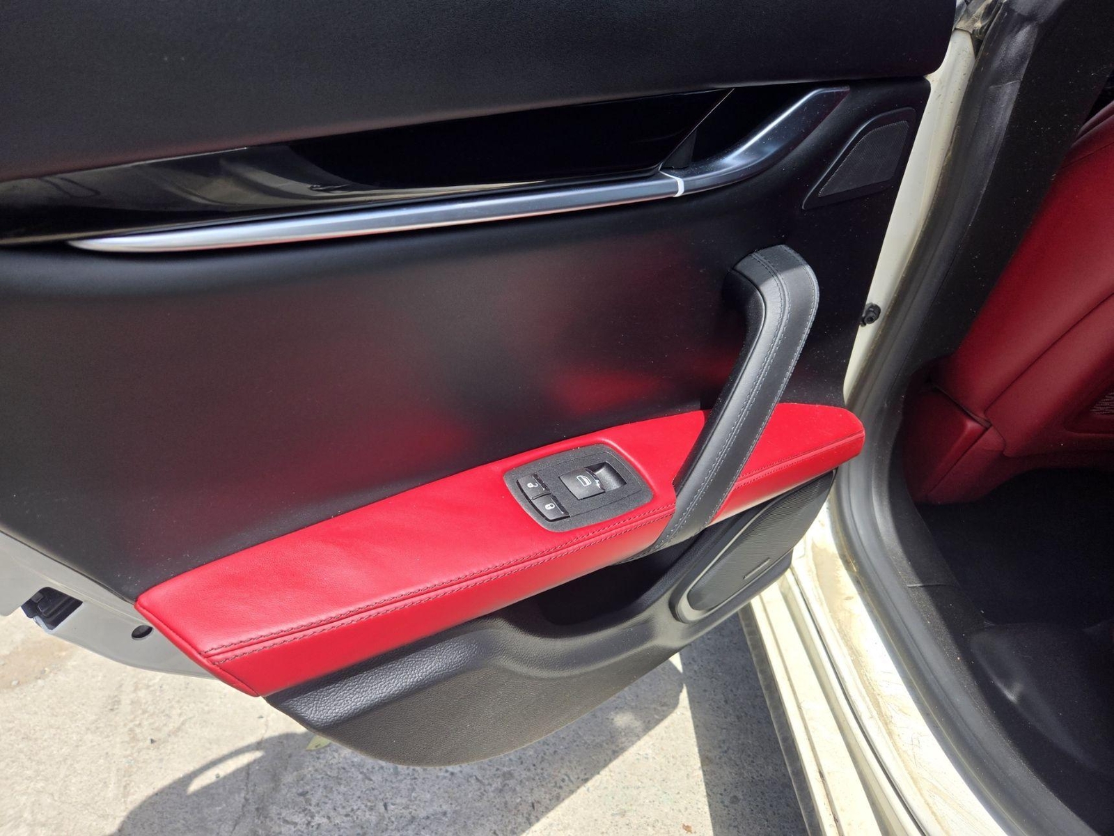 Right Rear Door Glass/window MASERATI GHIBLI S 17 3.0L RWD