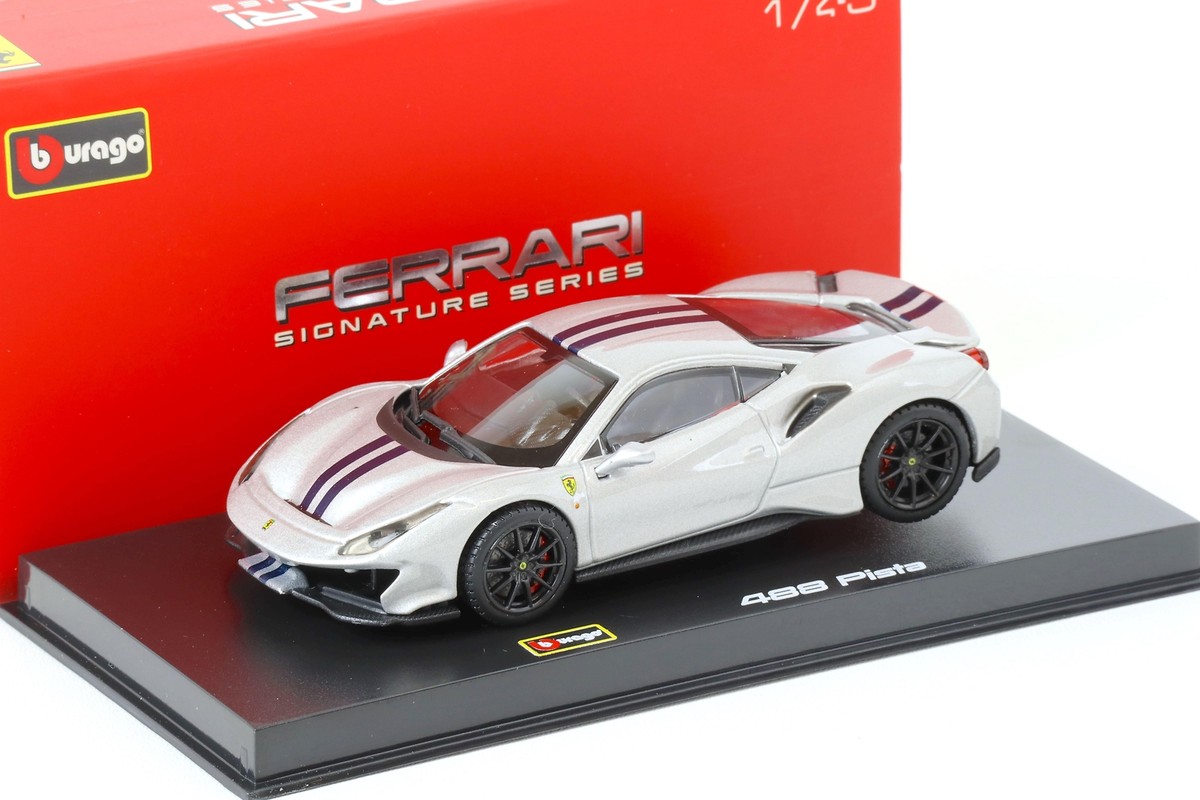 1:43 Bburago Signature Ferrari 488 Pista Coupe silver/ blue