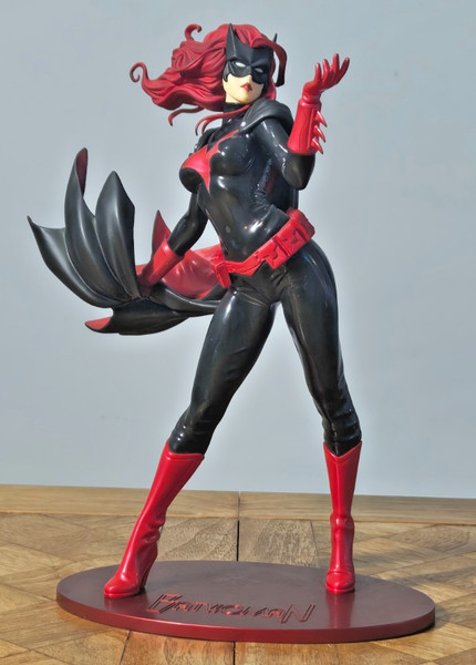 Kotobukiya Bishoujo – Batwoman – 1/7 Scale