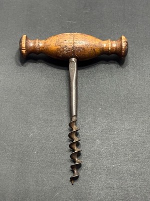 D-124 ANTIQUE PRIMITIVE RUSTIC CORKSCREW W/ BARREL HANDLE BARWARE