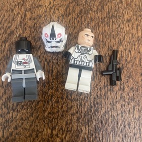 Lot Of 2 LEGO Star Wars Minifigures-AT-AT Driver & Imperial Stormtrooper Minifig