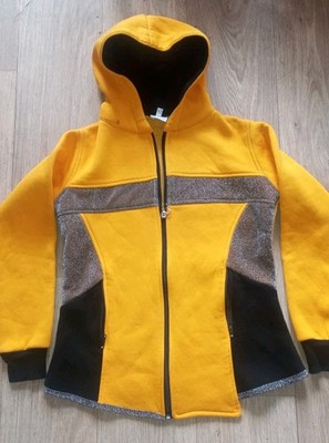 Moderne Damen Jacke mit Reißverschluss. Bulgarien Gr.42  Neuwertig. Hat 2Taschen