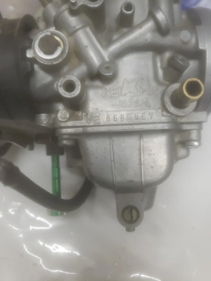 Carburador Keihin VE 1994-2012 42 mm funciona bien. Foto 2 de 4