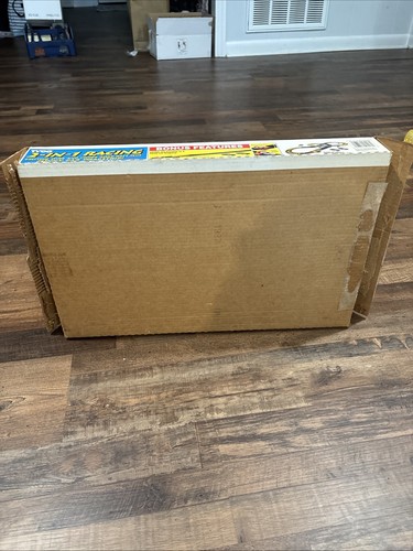 Vintage Tyco 2-in-1 Racing Slot Car Race Track Set NEW Bonus Drag Strip 4 Cars! - Picture 7 of 13