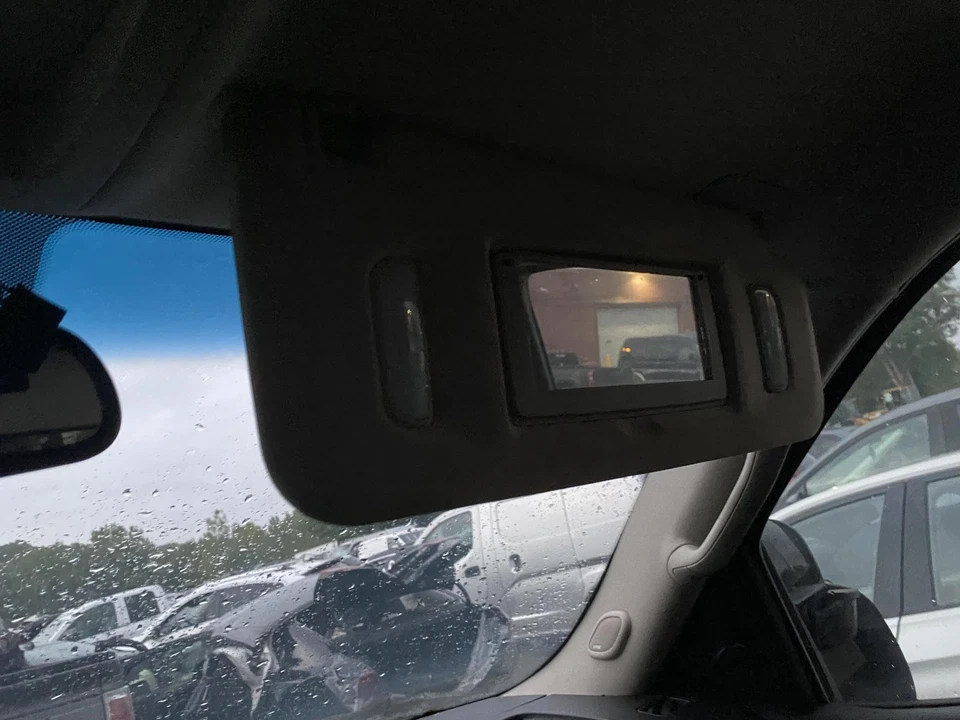 07 08 09 10 11 12 13 14 GMC YUKON XL 1500 Parasol Derecho Foto 2 de 2