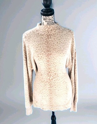 Chico's  Sweater Sz 0 (Sm) Animal Print Eyelash Lightweight Soft Long Sleeve Tan