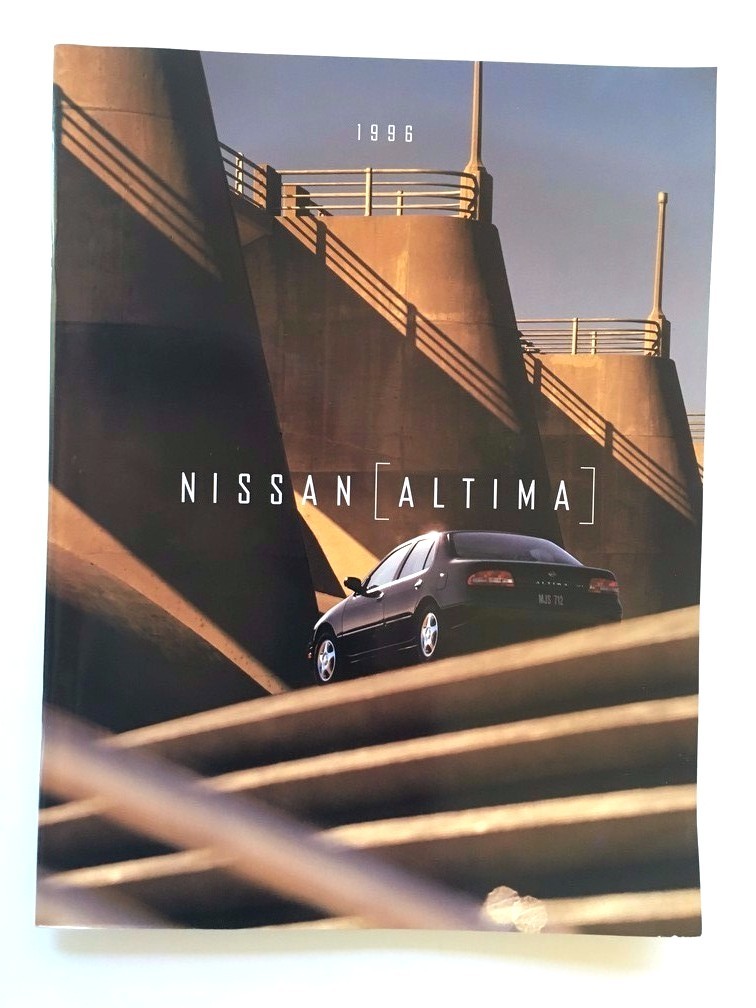 1996 Nissan Altima 26-page Original Car Sales Brochure Catalog