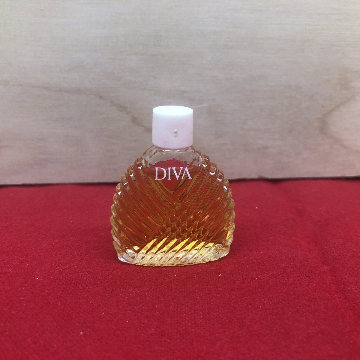 Miniature women's perfume hot sale