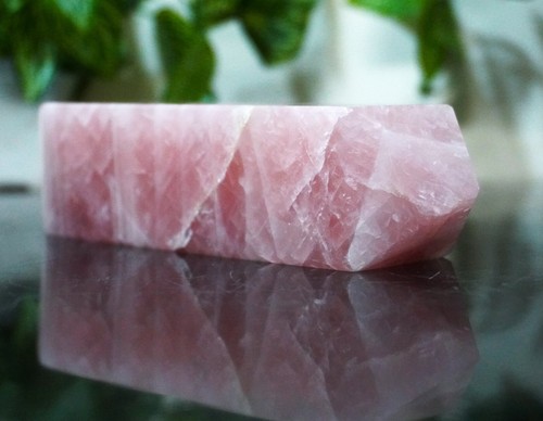 Grande tour obélisque pointe polie de guérison pierre quartz rose rose 200 mm luxe - Photo 7 sur 9