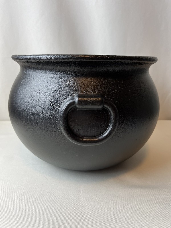 General Foam Plastics Blow Mold - Black Cauldron 10.5" x 8" Halloween Decor DIY