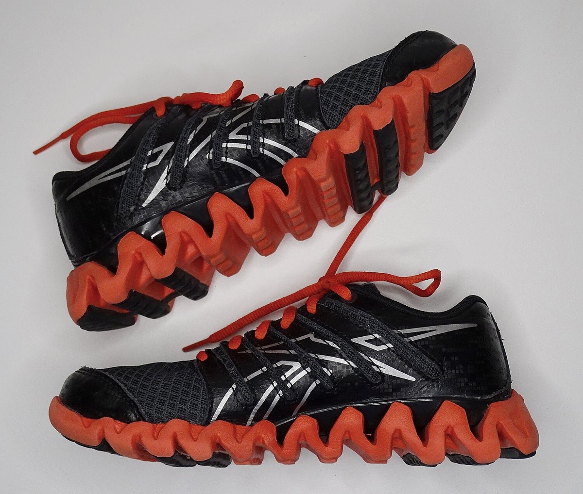 Reebok Zigtech Shoes Red & Black Sz. 2.5 Running Walking