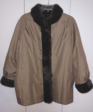 VINTAGE LADIES BROWN REVERSIBLE FAUX MINK/FOX/RAIN JACKET-12-MADE IN USA-WORN 1