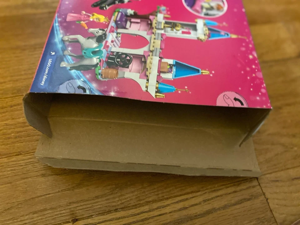 LEGO Princesa Disney Vacía #43240 - SOLO Caja - Sin Ladrillos ni Minifiguras Foto 3 de 4