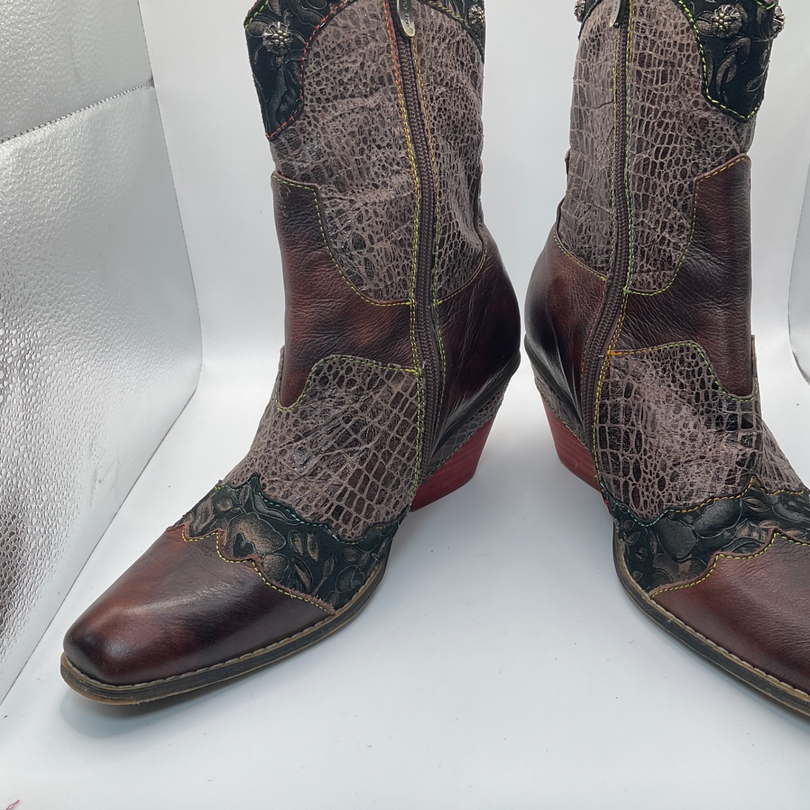 L'Artiste Spring Step Patchwork Snake Print Leath… - image 19