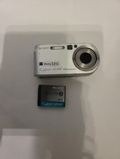 Sony Cyber Shot DSC-P200 Digital Camera 7.2 MP with Original Battery Works B38
