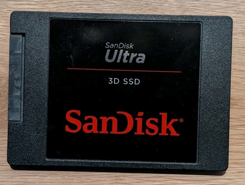 SANDISK Ultra® 3D – 1 TB SATA SSD (intern, 2,5″, 6 Gbps)