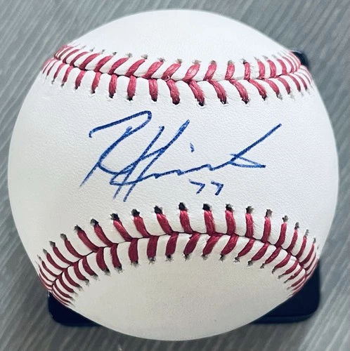 RARE ROOKIE RECE HINDS WITH ROOKIE #77 SIGNED BECKETT AUTHENTICATED MLB BASEBALL