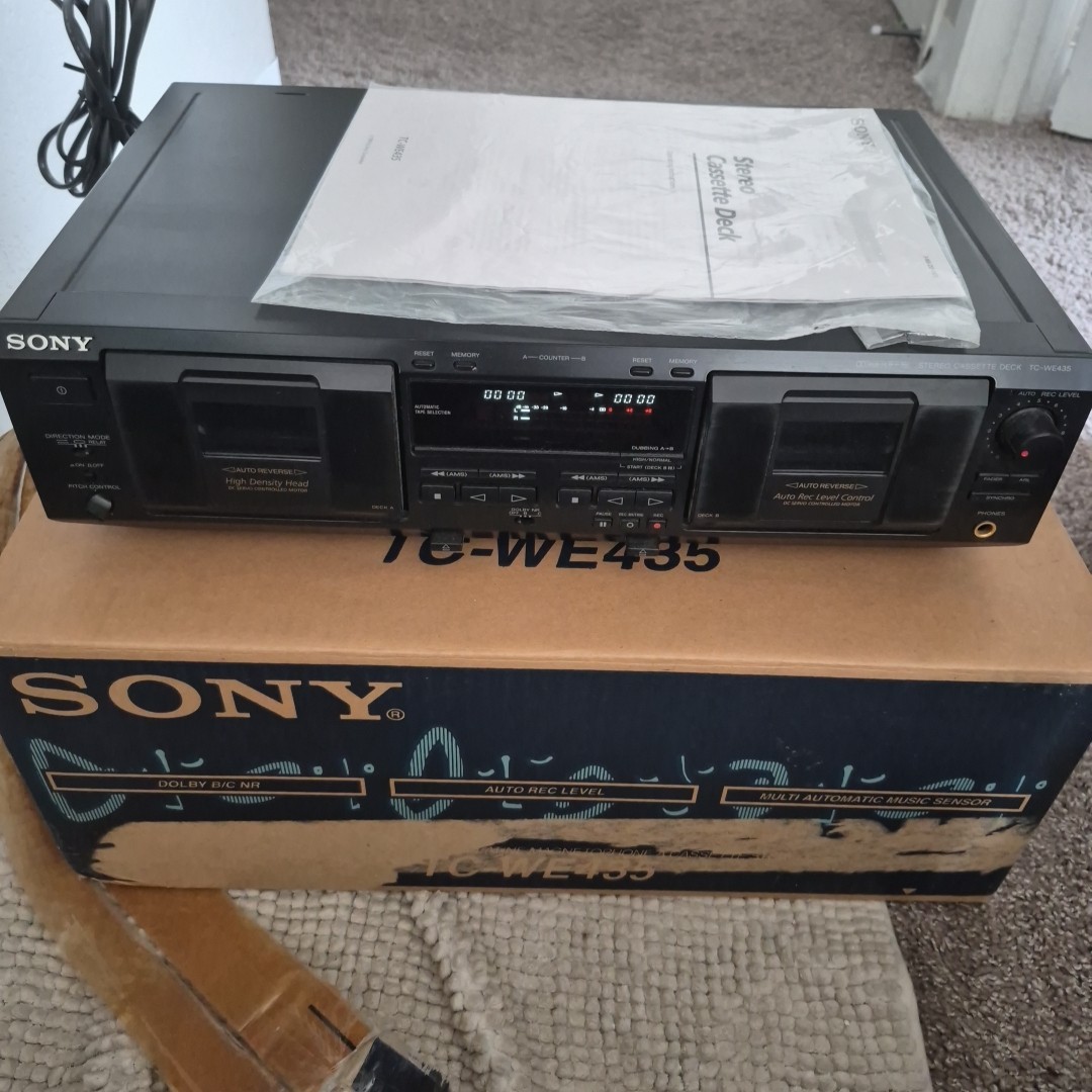 New open box Sony TC-WE435 Cassette Deck