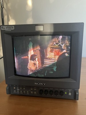 Sony PVM-9L2. 8