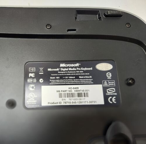 Microsoft Digital Media Pro USB Keyboard KC-0405 Model: 1031 Silver/Black Tested - Picture 3 of 3