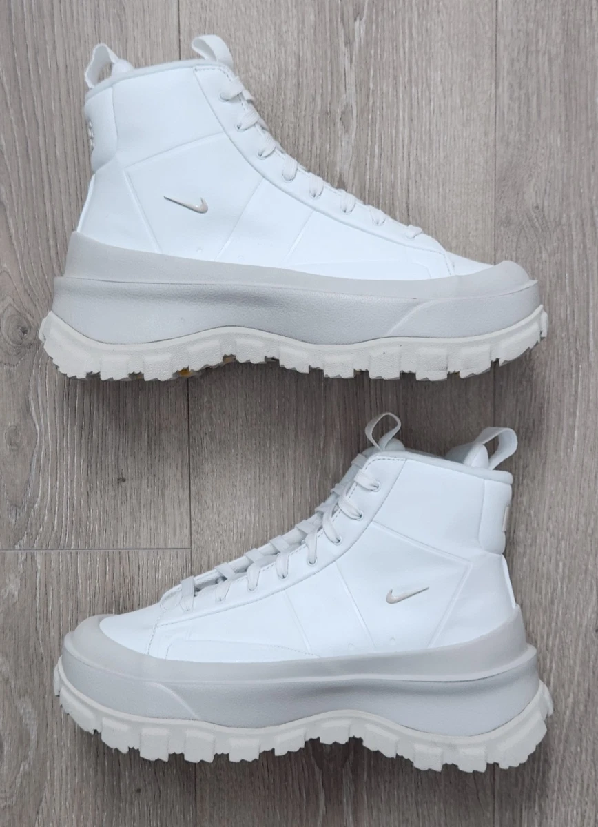 Nike White Winter Boots for Women for sale - eBay