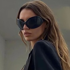Oversized Exaggerated Retro Style SUN GLASSES Thick Black Frame Light Tint Lens