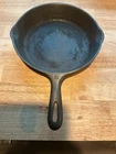 UNMARKED WAGNER WARE CAST IRON SKILLET #6