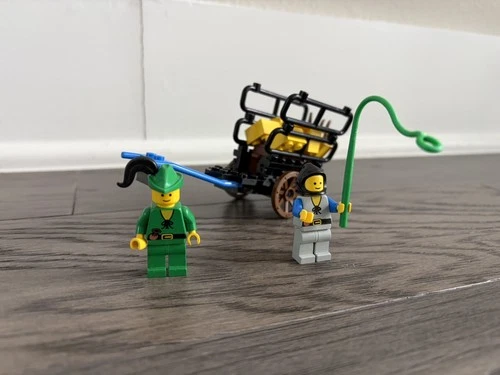 Vintage LEGO 1974-3 Smuggler's Hayride Set Castle Forestmen - partially complete