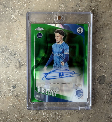 Topps Chrome UEFA Club Competitions 2025/26 Karetsas RC Auto Green Lava /99 