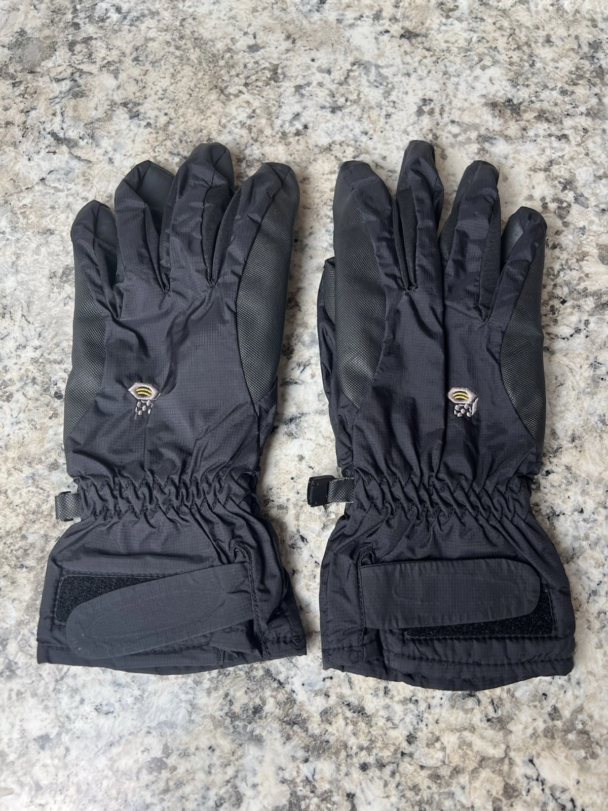 NWOT Mountain Hardwear Men’s Gloves, Size Medium, Nylon