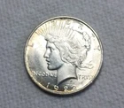 1922 D Peace Dollar $1. Uncirculated Mint State 63. Minor Edge Toning. Vid M0052