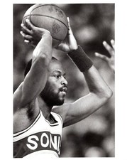 GUS WILLIAMS Seattle Super Sonics Basketball NBA 8x10 News Photo 1982 Barry Wong