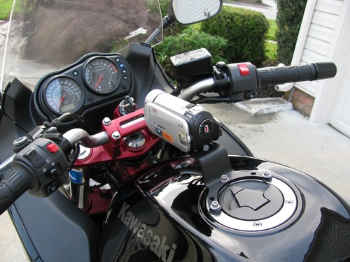 Tank Camera GPS Radar GoPro Mount - Triumph Daytona T595 600 650 675 955 955i TT - Picture 5 of 10