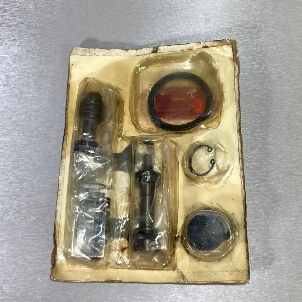 Kit de reparación maestro de frenos para camioneta Isuzu KB Chevrolet LUV 8-94231459-0 Foto 2 de 4