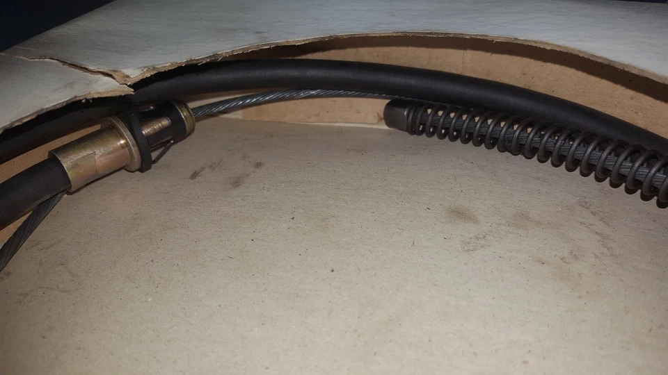 Novo elemento de cabo de freio de estacionamento traseiro direito Wagner F108586 1977 Ford F250 F350 77 - Imagem 3 de 3