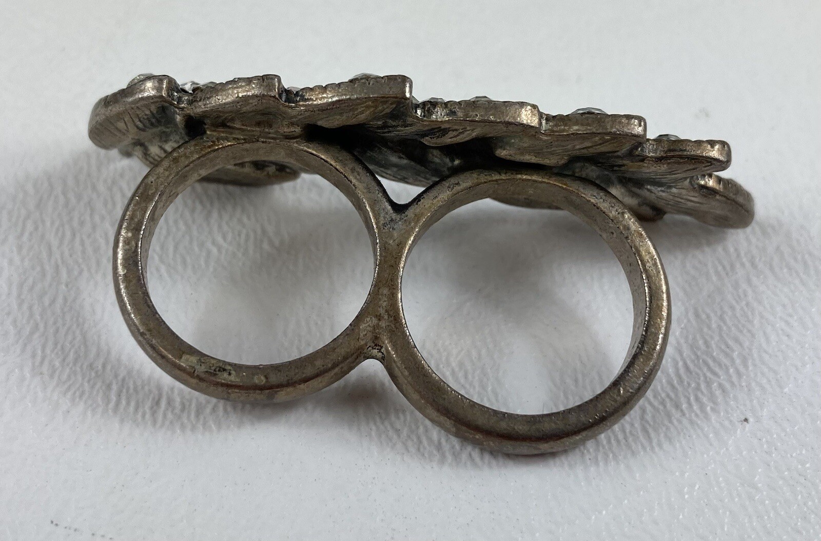 Rhinestone Leaf Ring Double Finger Silver Tone - image 3