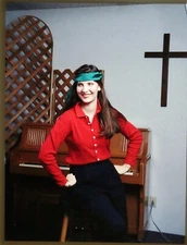 Stereo Realist Slide Glamour 3D - Jack Covey - Model Pretty Church Organist - 43