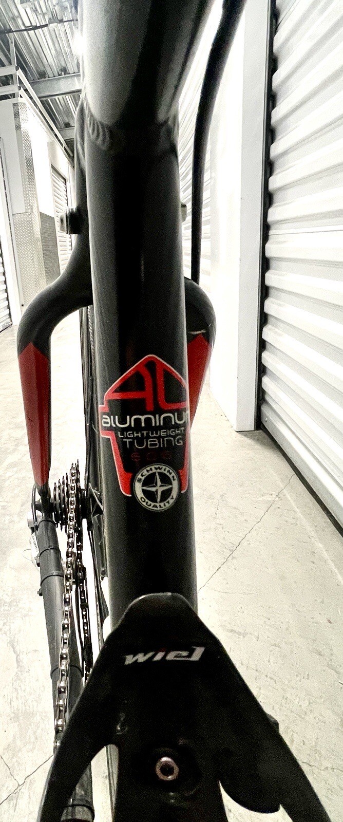 schwinn circuit hybrid women's