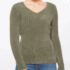 NWOT Love Ellie stitchfix fuzzy furry eyelash fitted sweater olive green…